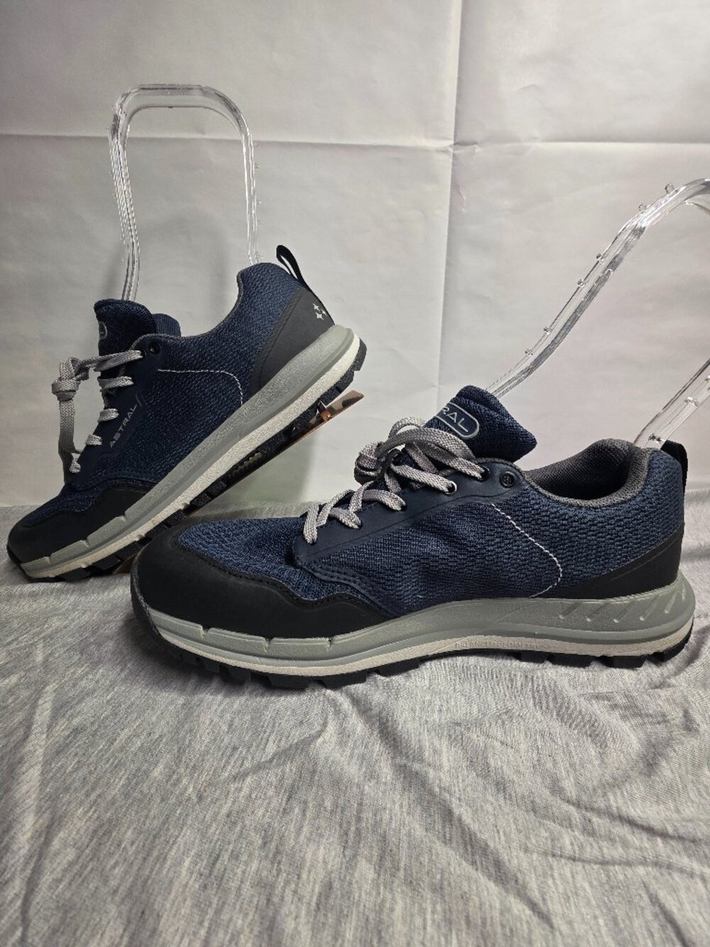 Astral Loyak Men's Water Shoe Sneaker Size 9 Navy Blue Gray Outdoor Trail Hiking